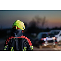 Prilba Rosenbauer Heros H30 signálna žltá luminiscenčná, číry štít, zátylnik