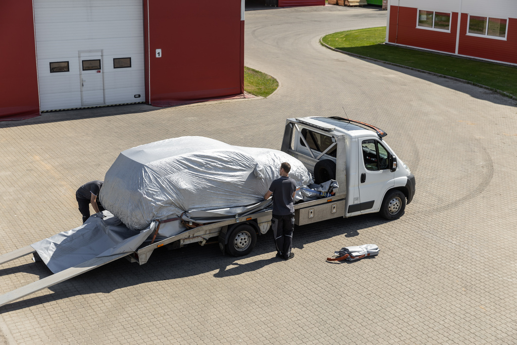Požiarna plachta (DEKA) na elektromobily pre odťahové služby Požiarna plachta (DEKA) na elektromobily pre odťahové služby