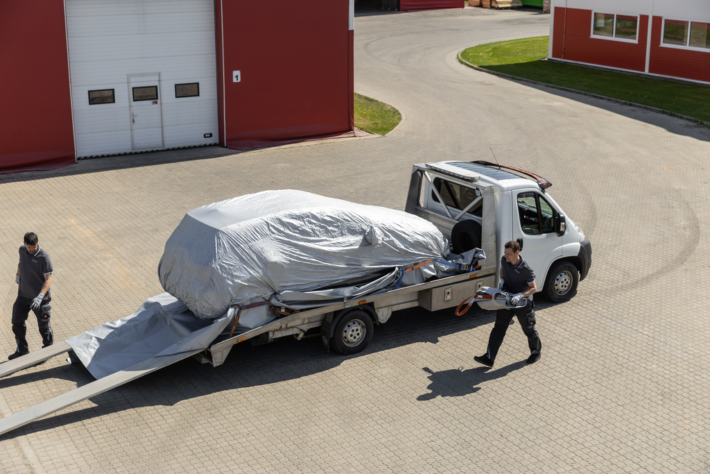 Požiarna plachta (DEKA) na elektromobily pre odťahové služby Požiarna plachta (DEKA) na elektromobily pre odťahové služby