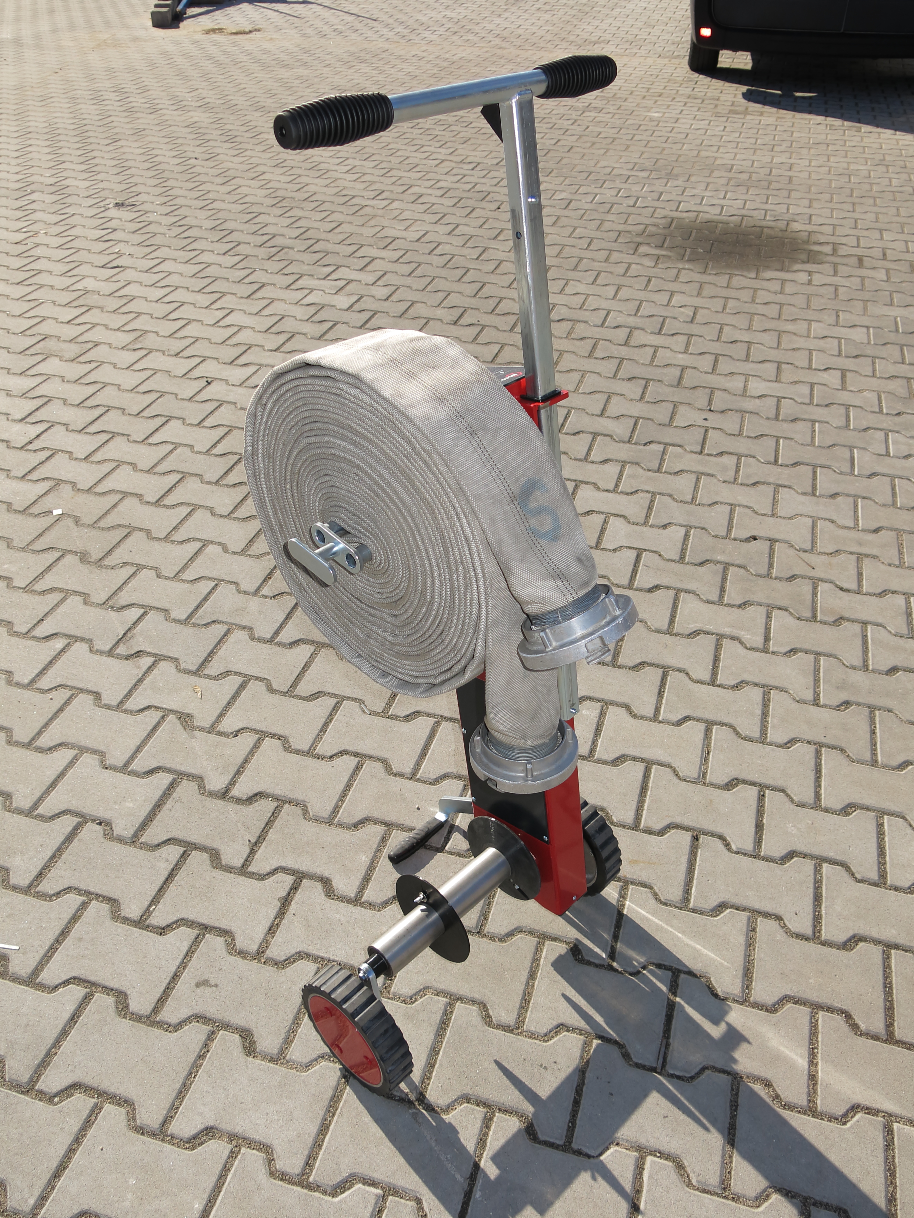 Elektrický navíjač hasičských hadíc ET-Roller 5 batéria Li-ion