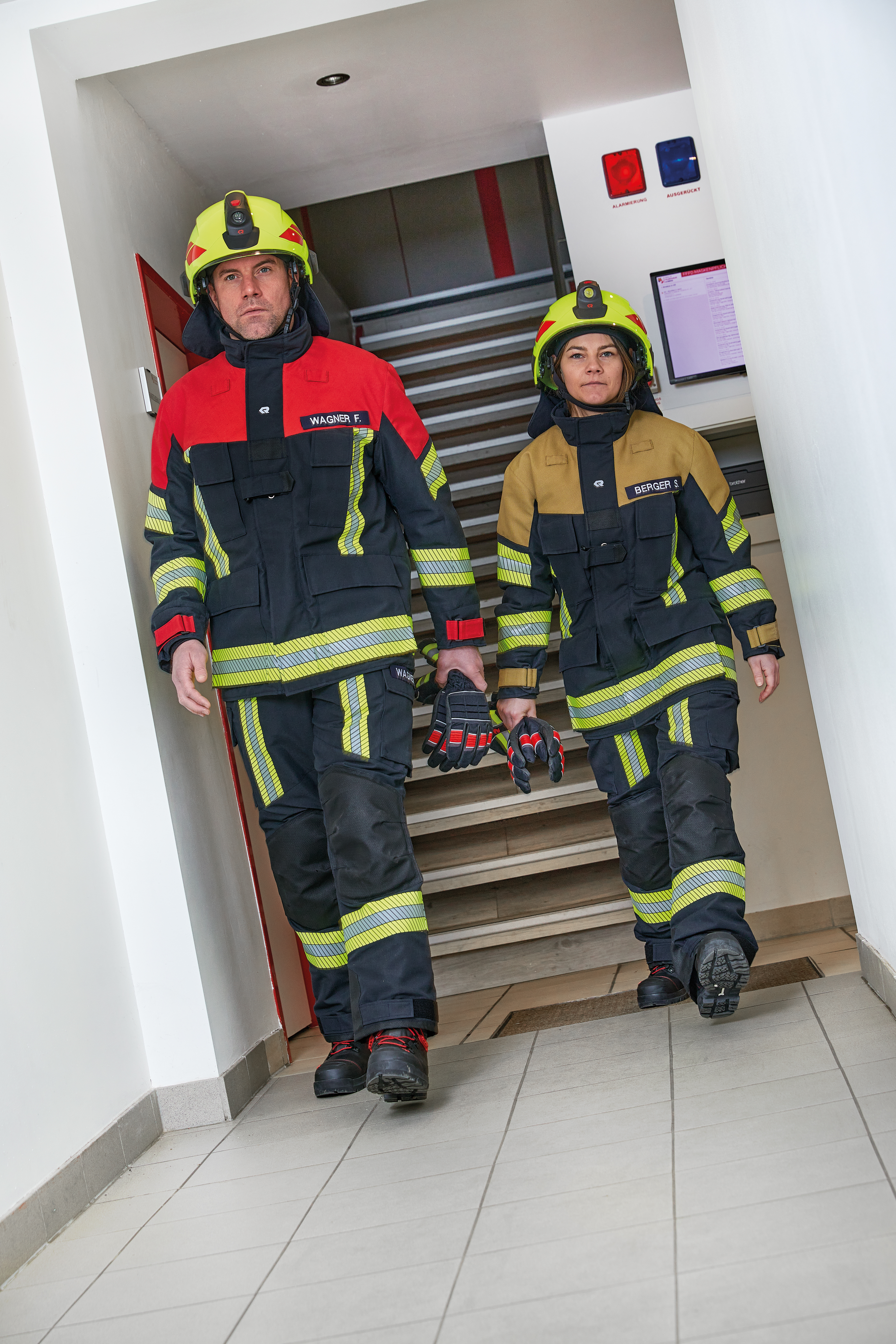 Nový Ľahký zásahový odev Rosenbauer GAROS G 30 s membránou BLACK BLUE /GOLD