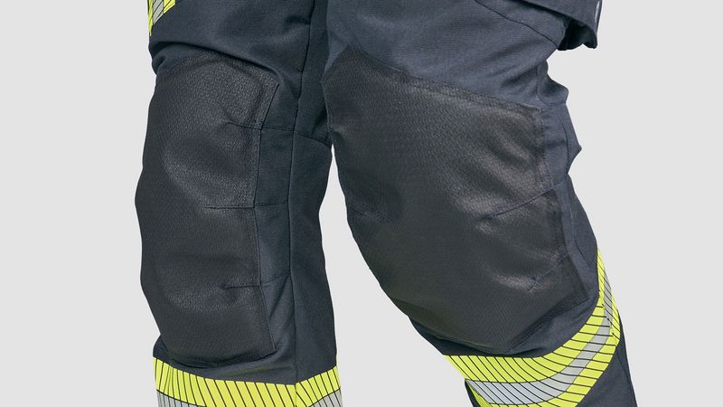 Nový Ľahký zásahový odev Rosenbauer GAROS G 30 s membránou BLACK BLUE /GOLD Nový Ľahký zásahový odev Rosenbauer GAROS G 30 s membránou BLACK BLUE /GOLD